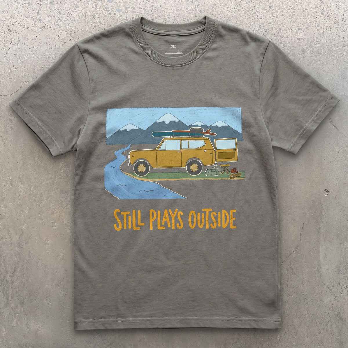 Still Plays Outside, 4x4 Creek Crossing design on a Charcoal Gildan Softstyle t-shirt