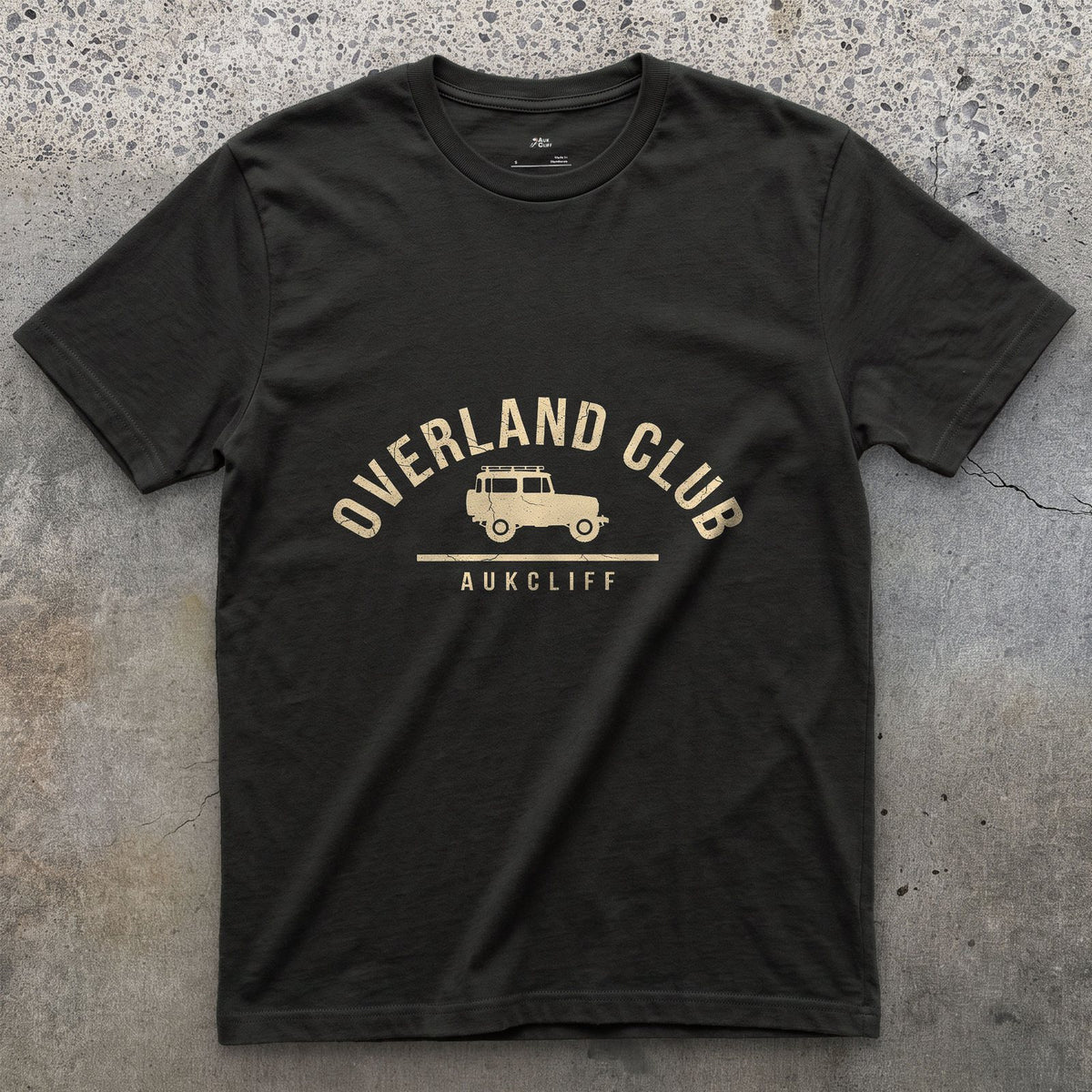 Overland Club Arch Badge, Wagon at the Centre design on a Black Gildan Softstyle t-shirt