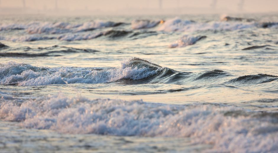 Ocean Sunset Waves, AukCliff collection
