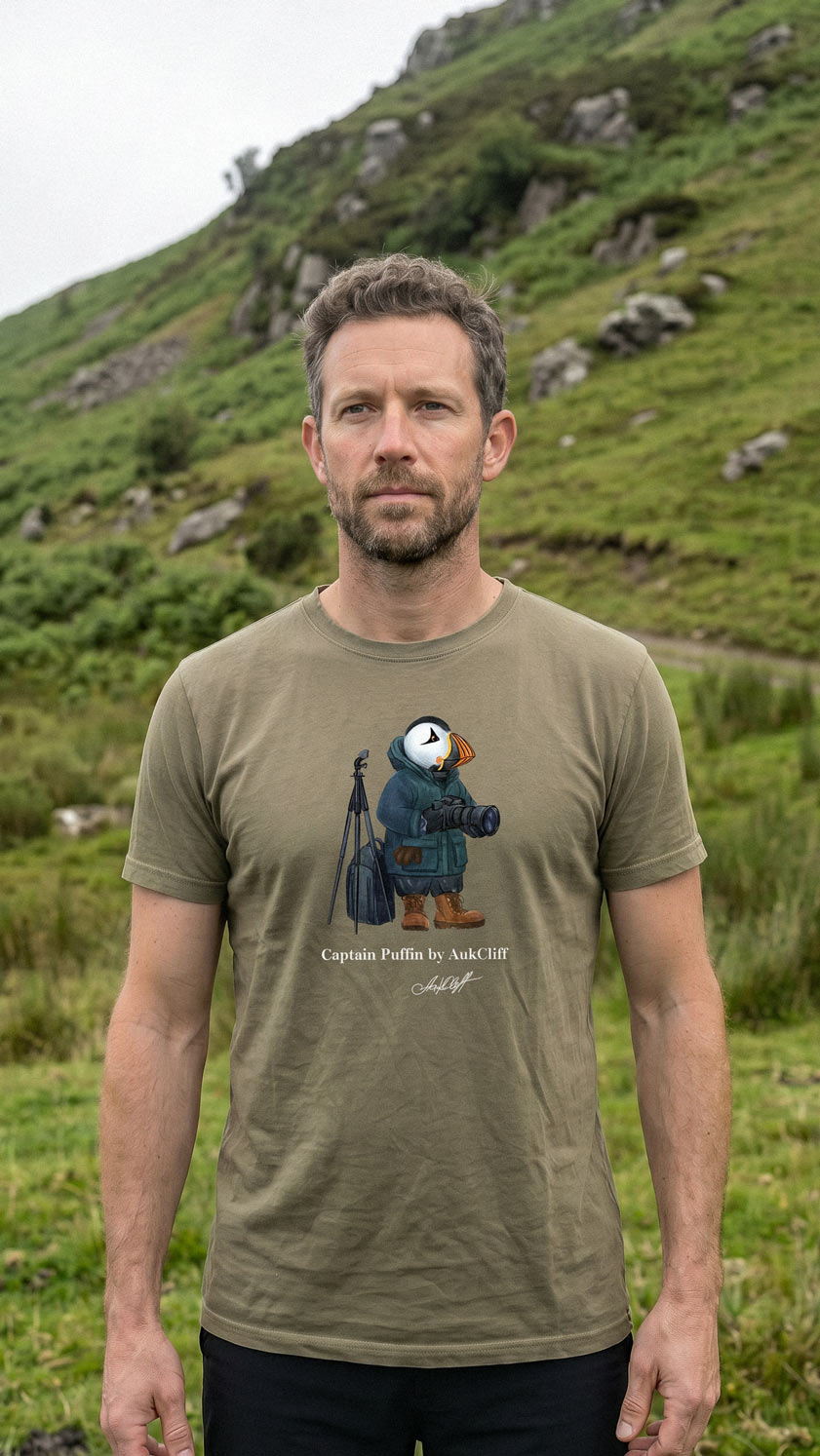 Captain Puffin Wildlife Photographer T-Shirt