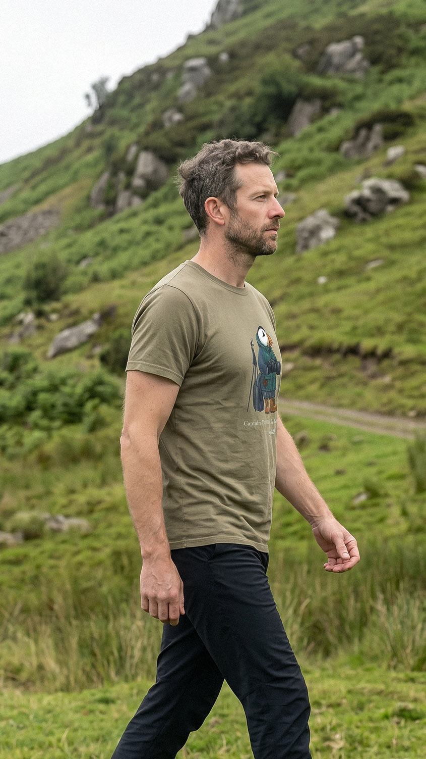 Captain Puffin Wildlife Photographer T-Shirt