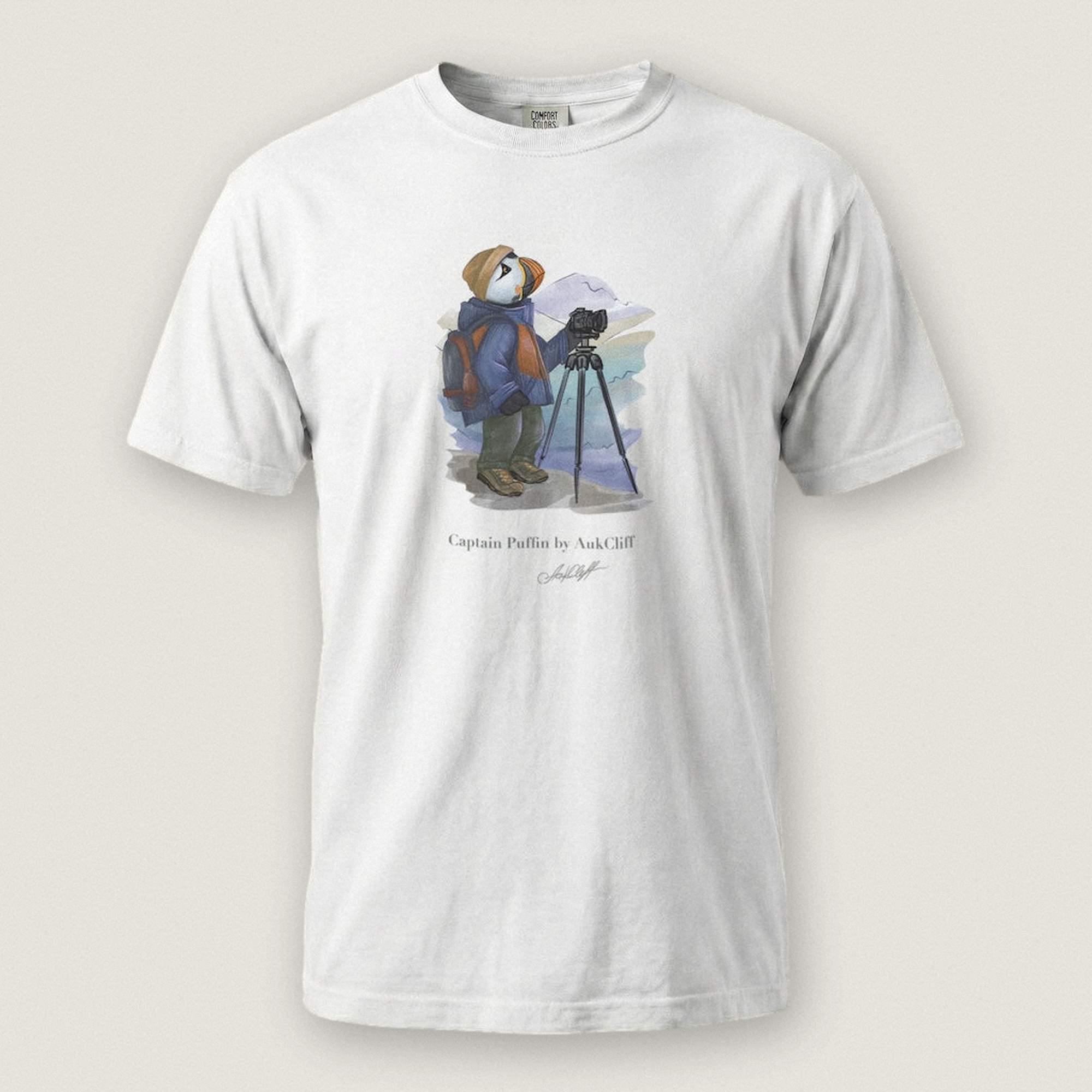 Captain Puffin Landscape Photographer T-shirt