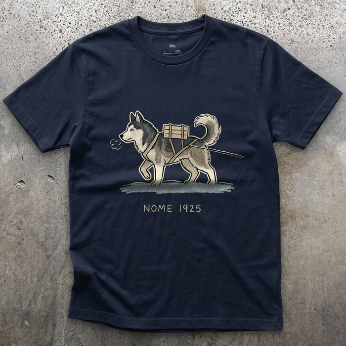 Nome 1925, Husky in Harness on the Trail design on a Navy Gildan Softstyle t-shirt