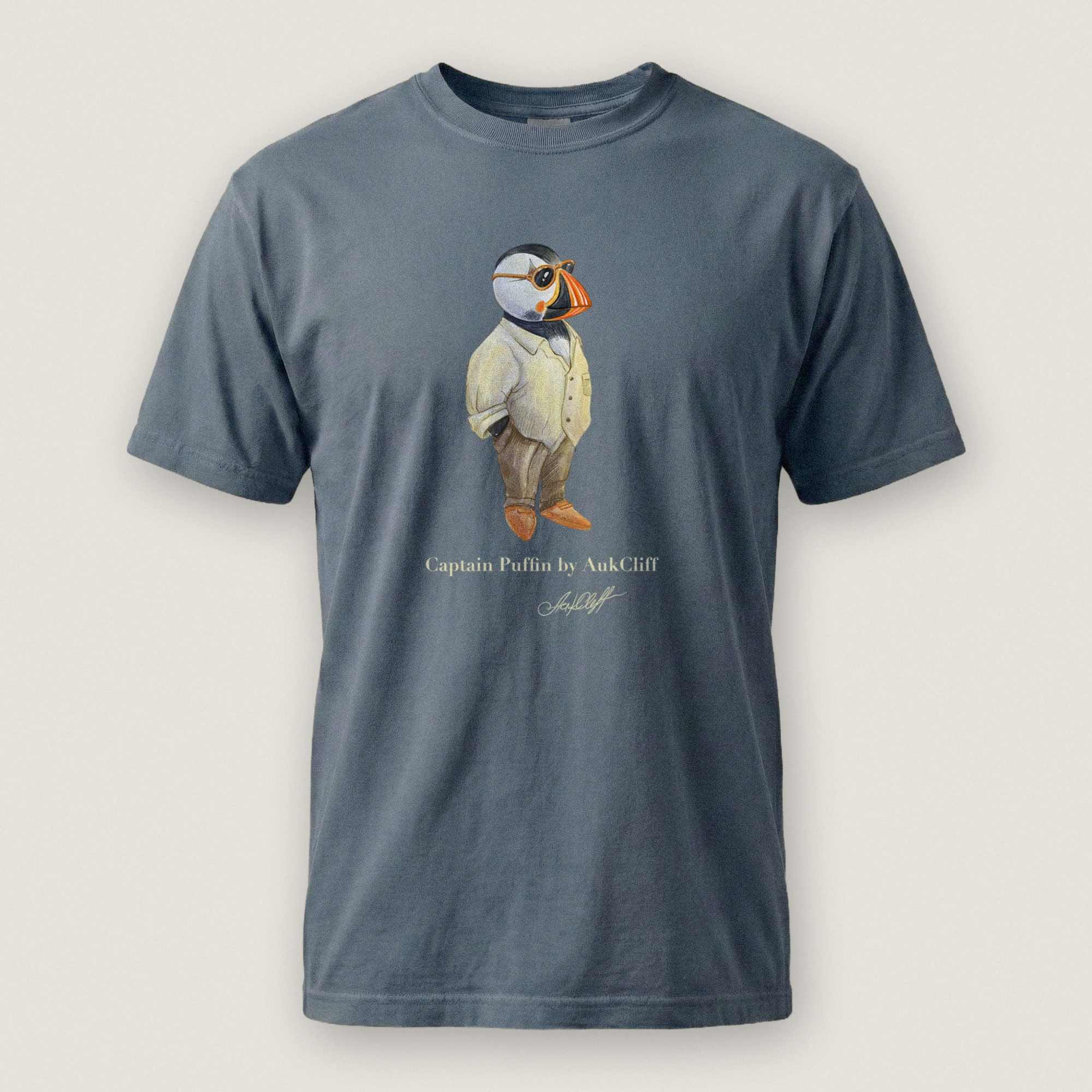 AukCliff Captain Puffin T-shirt Captain Puffin™ Fashion Explorer Comfort Colors T-Shirt